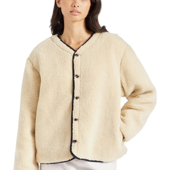 BRIXTON Reversible Faux Shearling Quilted Jacket in Mars Red Prairie Floral - Picture 3 of 16